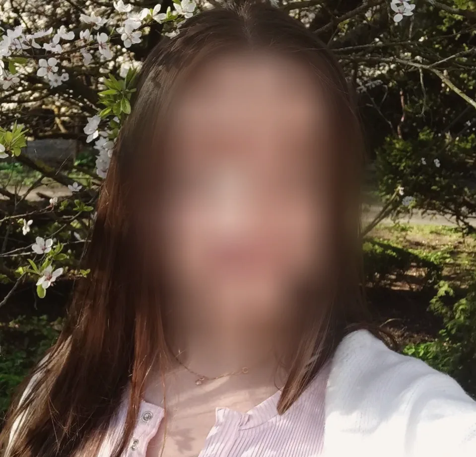 Ailsa, 32