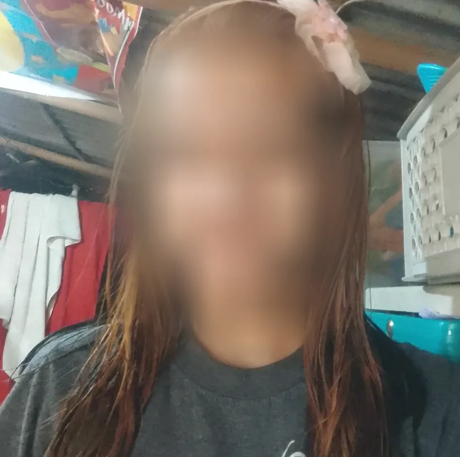 Mia, 31