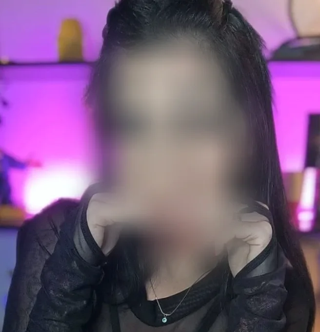 Nadia, 35
