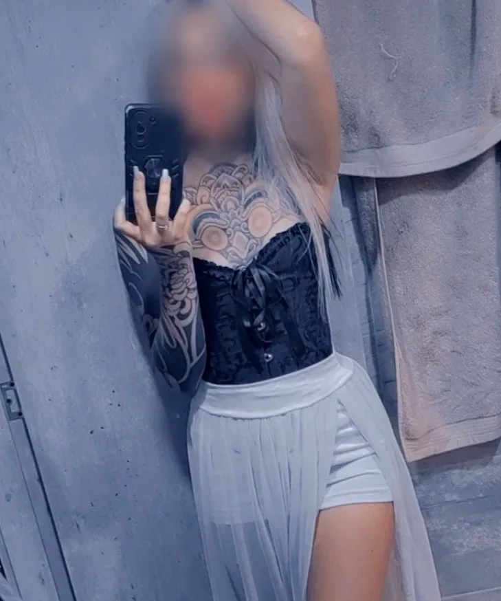 Natalie, 24
