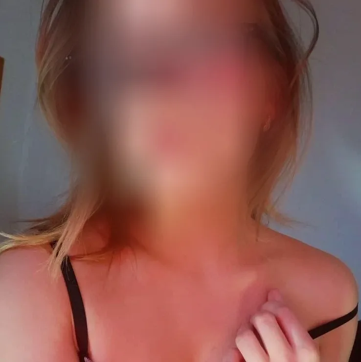 Poppy, 22